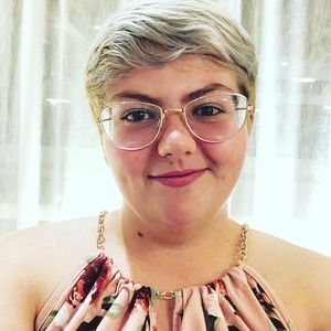 Meet your Posher, Michaela